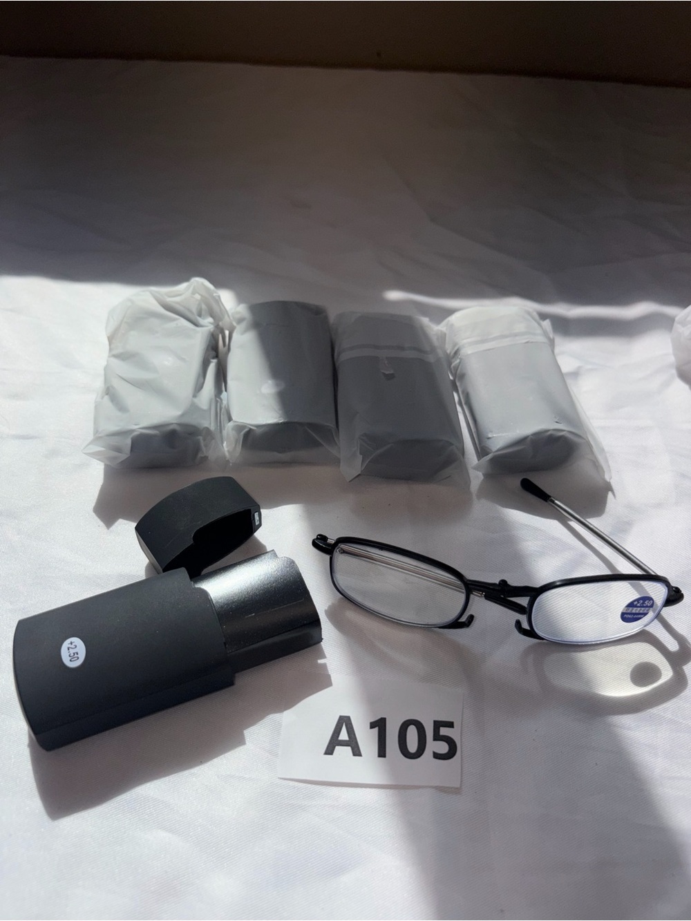Black Reading Glasses with Protective Case - Unbranded- set of 5
